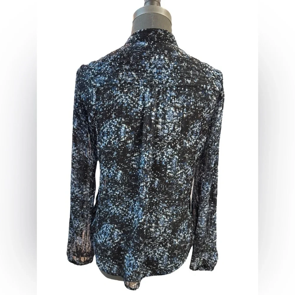 Carlisle Metallic Button Down Blouse Size 2